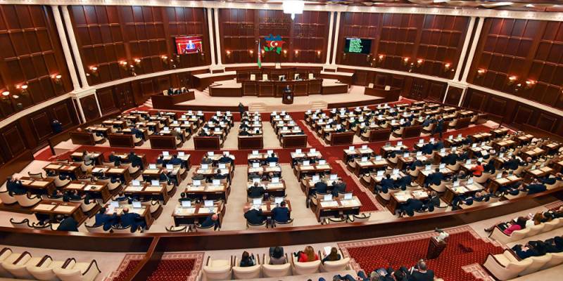 A new law regulating crowdfunding activities has been adopted in Azerbaijan. The law specifies detailed obligations for crowdfunding platforms, project owners and prescribes for state supervision over the crowdfunding activities in Azerbaijan via the Central Bank.